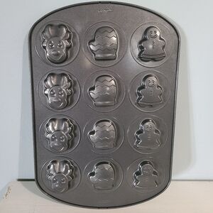 Wilton Christmas Cookie Pan